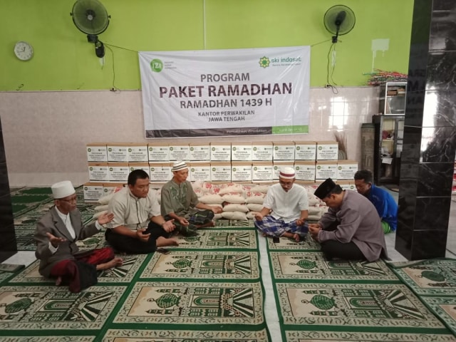 Berbagi Kebahagiaan bersama IZI dan SKI Indosat pada Keluarga Dhuafa