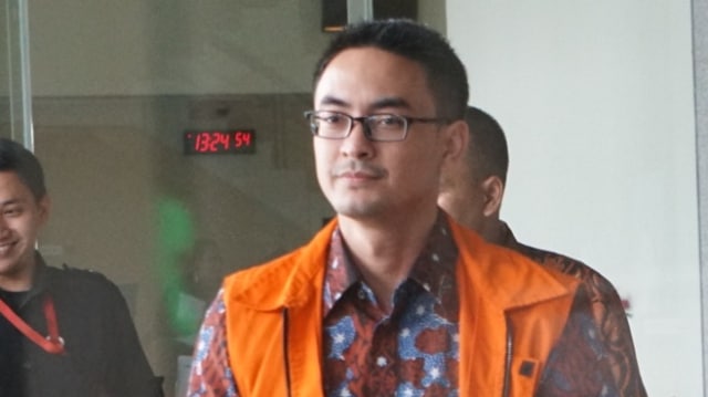 Zumi Zola usai diperiksa di KPK Foto: Iqbal Firdaus/kumparan