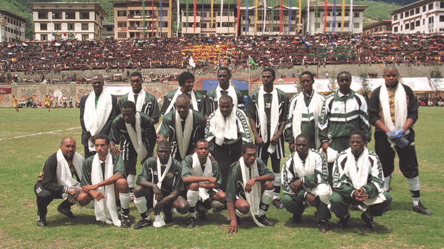 TImnas Montserrat di The Other Final 2002. (Foto: KesselsKramer)