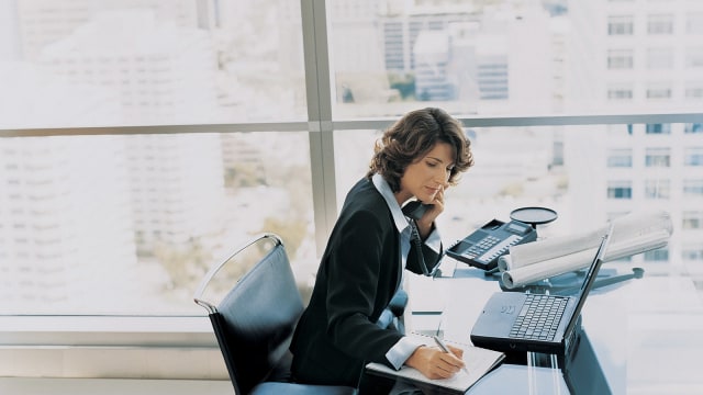 Ilustrasi perempuan karier. (Foto: Thinkstock)