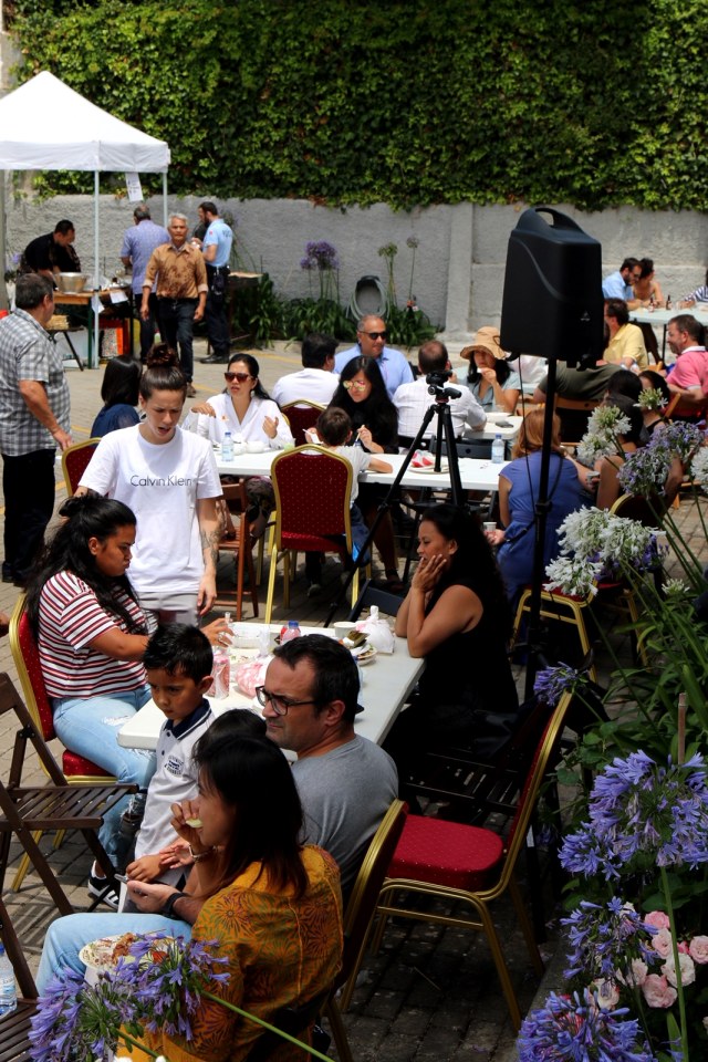 Suasana di Mercado Culinario Indonesio, Lisabon. (Foto: Eddi Santosa/kumparan)
