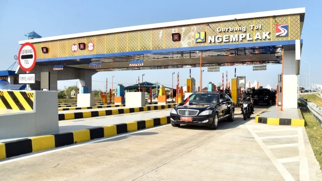 Jokowi Saat Peresmian Jalan Tol Solo-Ngawi (Foto: Dok. Biro Pers Setpres)
