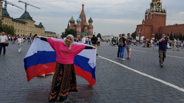 Dokter Rima di Rusia untuk menyaksikan final Piala Dunia (Foto: Dok. Ita Rima Rahmawati)