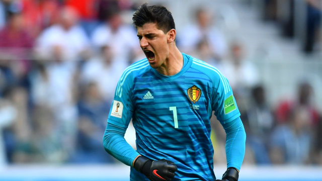 Kiper Belgia, Thibaut Courtois, raih penghargaan Golden Gloves.  (Foto: REUTERS/Dylan Martinez)