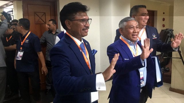 Sekjen Nasdem, Jhonny G Plate, Ketua Bapilu Nasdem, Effendy Choire (Foto: Bens Saragih/kumparan)