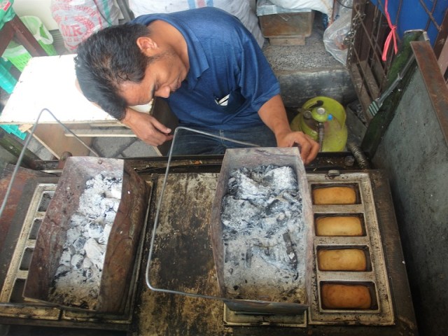 Kue Balok Jayagiri Lembang Pertahankan Resep Sang Kakek
