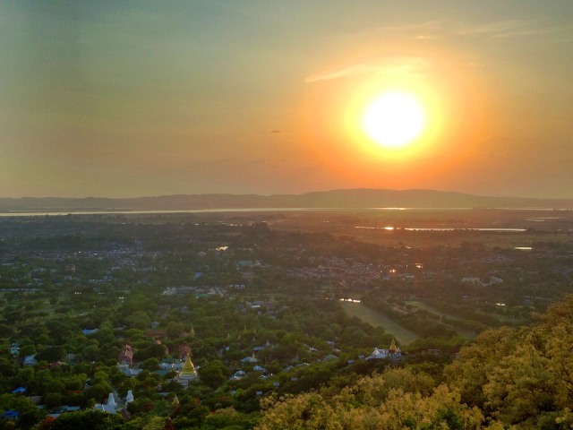 Mandalay Nan Aduhai (2)