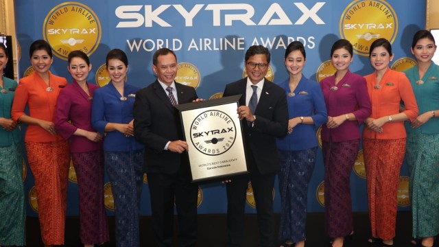 Garuda Indonesia Meraih "The Worlds Best Cabin Crew". (Foto: Dok. Garuda Indonesia)