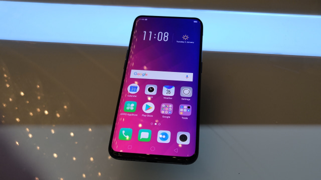 Smartphone Oppo Find X. (Foto: Bianda Ludwianto/kumparan)