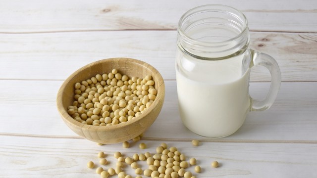 Ilustrasi susu kedelai. Foto: Pixabay