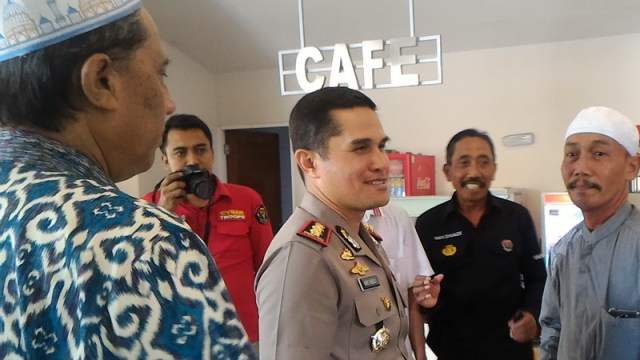 Kapolres Bojonegoro Ajak Masyarakat Bojonegoro Saksikan Film 22 Menit (1)