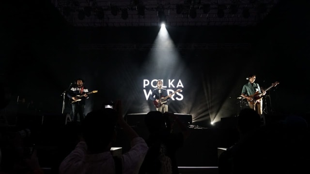 Penampilan Polka Wars di We The Fest 2018 (Foto: Garin Gustavian/kumparan)