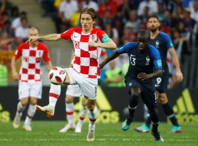 Potret Kelam Kante, dari Pemulung hingga Tak Pernah Nonton Bola (2)
