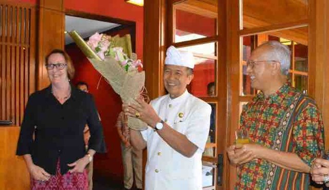 Pamitan, Gubernur Pastika Minta Para Konsul Dukung Pariwisata Bali