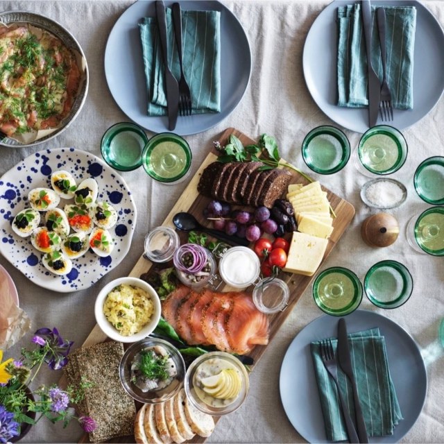 Dinner Set (Foto: IG: @ikeausa)