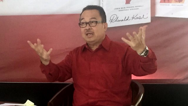Rhenald Kasali saat peluncuran buku The Great Shifting di rumah perubahan, Bekasi, Sabtu (21/7). (Foto: Abdul Latif/kumparan)