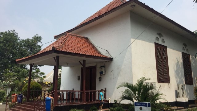 Bangunan peninggalan Portugis di Tugu, Cilincing, Jakarta Utara. (Foto: Andreas Ricky Febrian/kumparan)