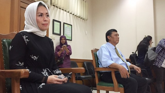 Sidang lanjutan perceraian Abdee 'Slank' dan Anita Desy Farida. (Foto: Giovanni/kumparan)