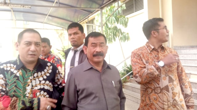 Eks Danjen Kopassus, Mayjen (Purn) Soenarko melaporkan Pati Polri ke Irwasum, Senin (23/7). Foto: Ainul Qalbi/kumparan