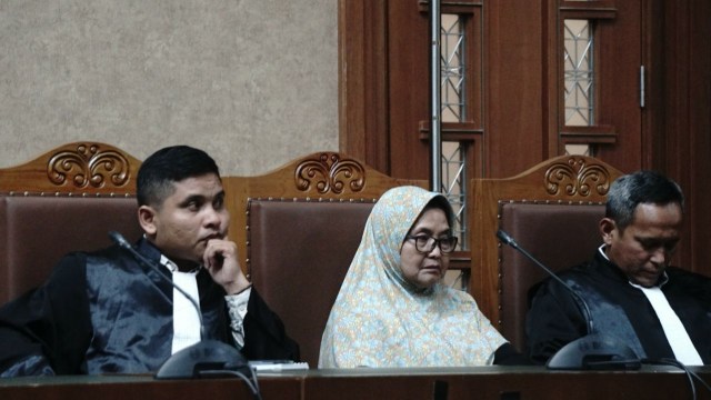 Mantan Menteri Kesehatan Siti Fadilah Supari saat sidang Peninjauan Kembali di Pengadilan Tipikor, Jakarta, Senin (23/7). Foto: Nugroho Sejati/kumparan