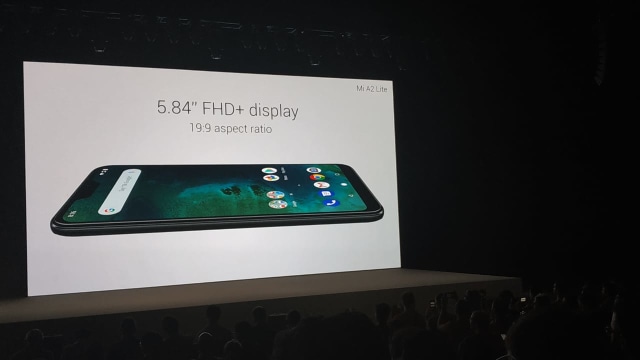 Xiaomi Mi A2 Lite. (Foto: Jofie Yordan/kumparan)