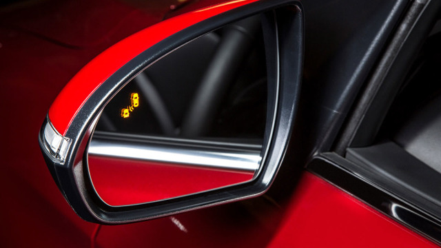 Blind Spot Monitoring System (Foto: dok. Hyundai)