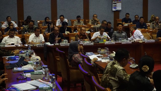 Rapat kerja Komisi X DPR RI terkait persiapan Asian Games 2018. (Foto: Iqbal Firdaus/kumparan)