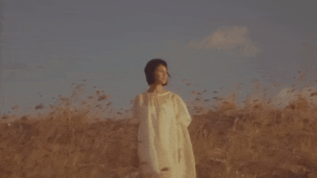 Andien di video klip 'Warna-warna' (Foto: YouTube.com/Andiein Aisyah)