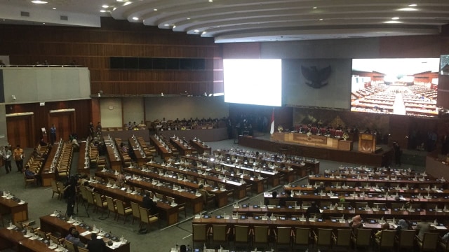 Rapat paripurna DPR penutupan masa sidang V (Foto: Ricad Saka/kumparan)