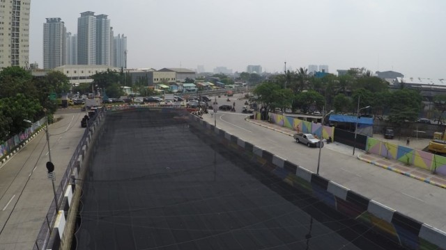 Foto Udara, Kali Item, Kemayoran, Kamis (26/7). (Foto: Jamal Ramadhan/kumparan)