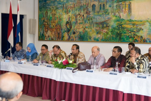 Rapat Dengar Pendapat Komisi I DPR RI dengan KBRI Den Haag (1)