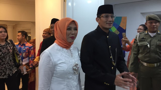 Abang None bertemu Sandiaga Uno dan Nur Asia Uno di Balai Kota, Kamis (26/7). (Foto: Moh Fajri/kumparan)