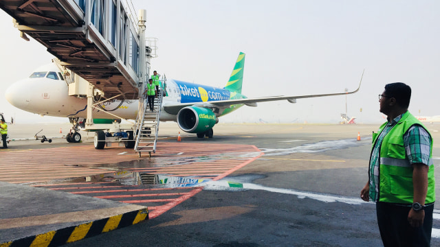 Pesawat Citilink dengan livery tiket.com. Foto: Helinsa Rasputri/kumparan