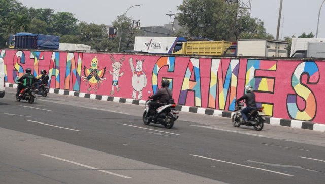 Mural Bendera peserta Asian Games 2018 di Jagakarsa (Foto: Helmi Abdullah/kumparan)