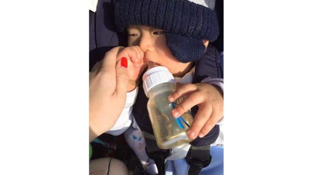 Berapa Banyak Bayi Minum Susu dalam Sehari? (1)