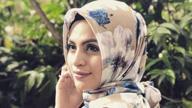 Asha Shara Berhijab (Foto: Instagram @ashasyara)