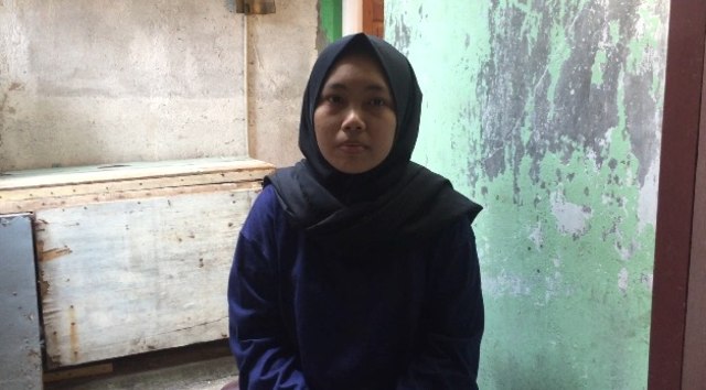 Anak asuh Sarono, tukang pemecah batu: Ningrum. (Foto: Fachrizal H./kumparan)