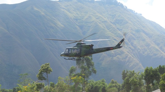 Helikopter pengangkut logistik untuk pendaki Gunung Rinjani. (Foto: Resya Firmansyah/kumparan)