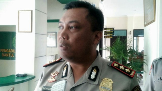 Kapolres Bantul, AKBP Sahat M Hasibuan saat ditanya wartawan terkait tersangka keributan Derby DIY kemungkinan bisa bertambah. (Foto: Ahmad Romadoni/kumparan)