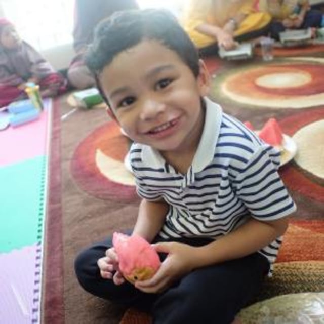 Curi Gaya Tengku Adam Al Fatih, Bikin Si Kecil Makin Menggemaskan (1)