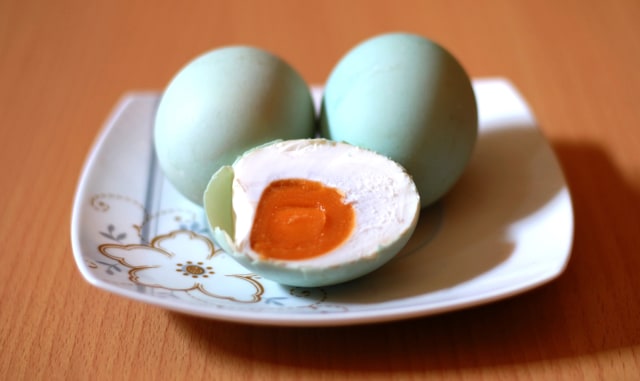 Telur asin (Foto: Thinkstock)