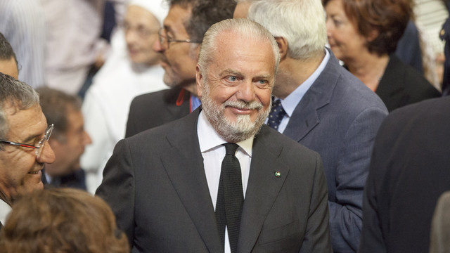 Aurelio De Laurentiis dalam sebuah gala di Roma. Foto: Carlo Hermann/AFP