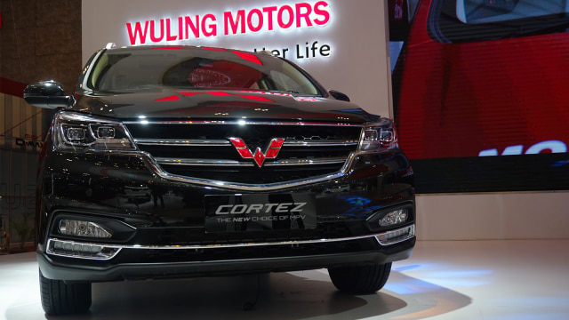 Mobil Wuling tipe Cortez pada pameran GIIAS 2018 di ICE, BSD, Tangerang, Jumat (3/8). (Foto: Aditia Noviansyah/kumparan)