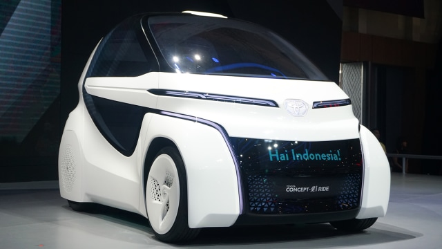 Toyota mobil concept-i di pameran GIIAS 2018, Tangerang, Jumat (3/8). Foto: Aditia Noviansyah (Foto: Aditia Noviansyah/kumparan)