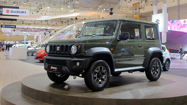 Mobil Jimny keluaran terbaru, di ICE BSD, Serpong, Tangerang Selatan, Jumat (3/8) (Foto: Alfons Hartanto/kumparan)