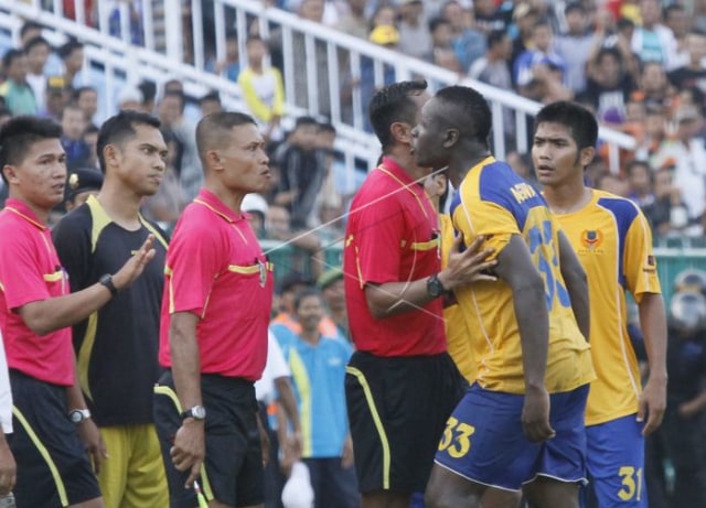 Persikad Depok, Sinar yang Semakin Redup