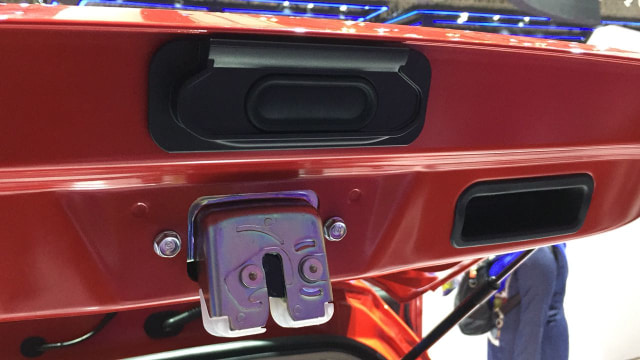 Tombol elektrik pintu bagasi all new Honda Brio (Foto: Aditya Pratama Niagara/kumparanOTO)