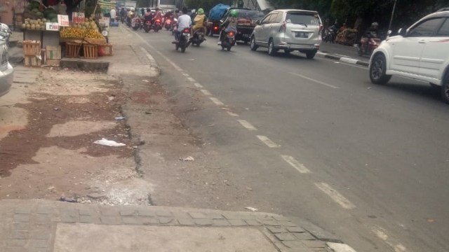 Lokasi kejadian kericuhan di Pasar Rebo, Jakarta Timur (Foto: Adhim Mugni/kumparan)
