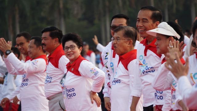 Pemecahan Rekor Dunia Menari Poco-Poco di Monas. (Foto: Jamal Ramadhan/kumparan)