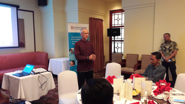 Dr. Ben Schmidt, Regional Director Southeast and Pasific Cambridge International, Senin (6/8). (Foto: Cambridge International.)